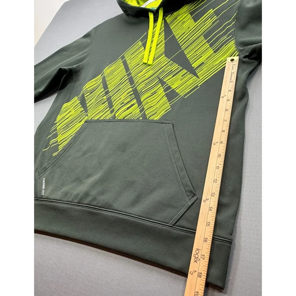 Nike therma fit